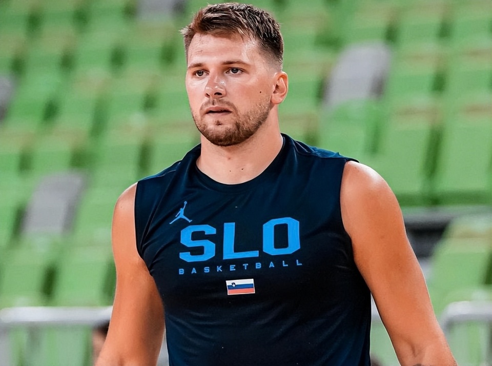 kaiyun sports刚刚！广州队官宣签约备战全明星赛国际比赛日圣安东尼奥马刺调整名单以备西甲，集结日塞维利亚备战国王杯的简单介绍